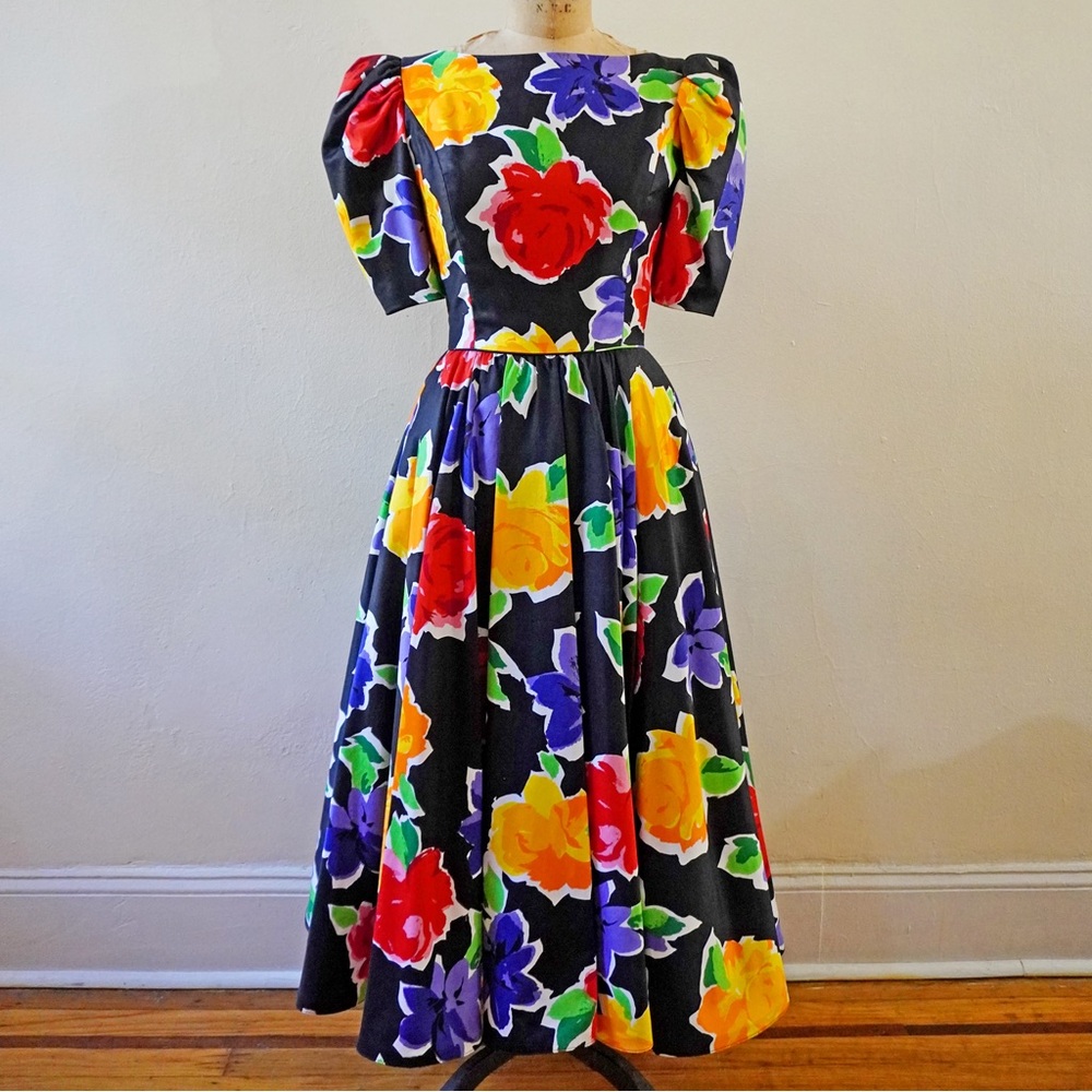 Vintage Victor Costa Floral and Bow Dress